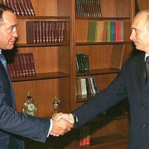 Putin ocenil pnos svho ptele ruskm mdim. Nen divu, Lesin mu vznamn...