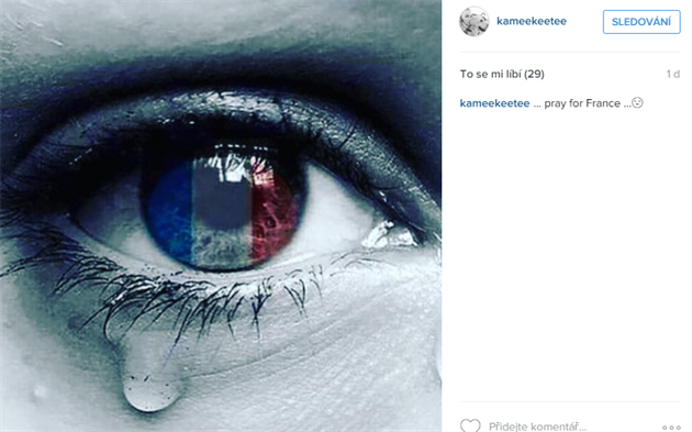 Zpvaka byla jednou z celebrit, kteí na Instagramu vyjadovali solidaritu...