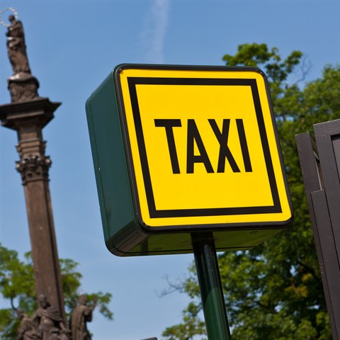 Taxikářů je v Praze skoro 6 tisíc.