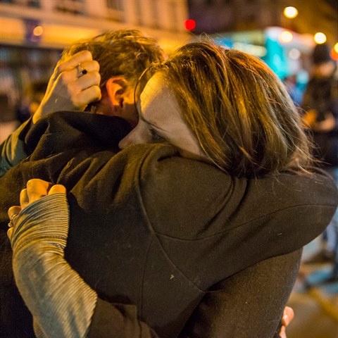 Lid ve Francii jsou zdrceni teroritstickm tokem.