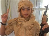 Do ad Islámského státu zfanatizoval Abdelhamid Abaaoud i svého teprve 13...