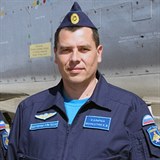 Kapitn Konstantin Murathi byl jednm ze dvou pilot ruskho bombardru...