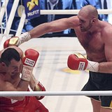 Tyson Fury porazil Vladimira Klika na body.