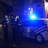 Policist v ulicch Bruselu zasahovali proti teroristm. podailo se zadret 16...