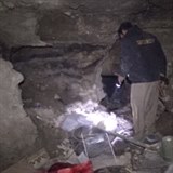 Jeskyn v tunelech byly uzpsobeny k vaen i pespvn.