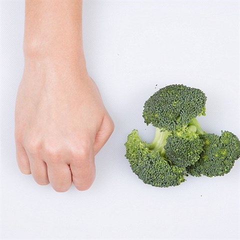 Brokolice tak ve velikosti lehce uvolnn psti.