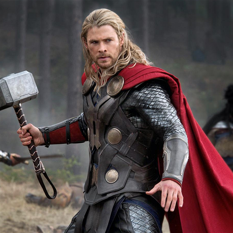 Chris jako bh Thor.