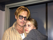 Johnny Depp se o svj dospívající poklad poádn strachuje.