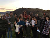 Kim Kardashian na rodinné fotografii bhem oslav Dne díkvzdání.