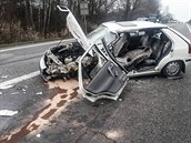 Váná dopravní nehoda uzavela silnici mezi Mýtem a Holicemi