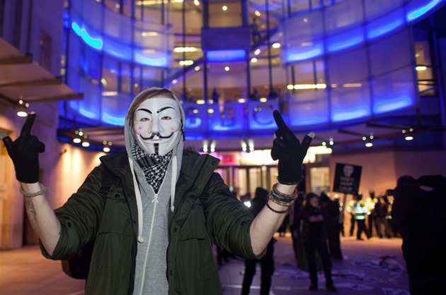 Anonymous chystají demonstrace v Londýn, Paíi a New Yorku.