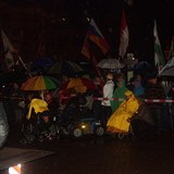 Mezi demonstrujcmi byli i handicapovan.
