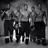 Francouzští hasiči rozhodně ví, co je sexy.