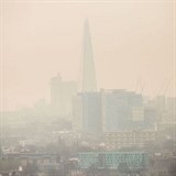 Smog nad Londnem.
