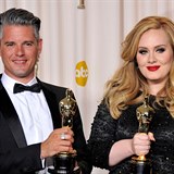 Za píseň Skyfall získali producent Paul Epworth a zpěvačka Adele Oscara.