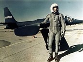 amerického pilota Francise Garyho Powerse, který Gary Powers padl do rukou...
