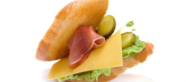 Sendvi�e padaj� v�dy namazanou stranou dol� kv�li mal� v��ce stolu.