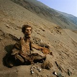 Sedc mumie nali archeologov v Peru.