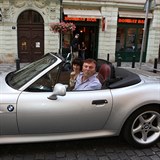 Trávníček na narozeninách Kristiana Kodeta provětral manželku a své BMW....