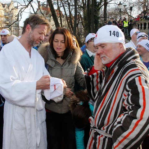 Svho partnera a jeho otce pila podpoit i Adla Gondkov.