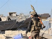 Irácké jednotky svedly njt잚í boje o vládní budovy, kde se zabarikádovali...