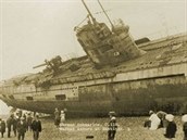 Potopenou ponorku z První svtové války moe vyplivlo na pobeí Anglie.