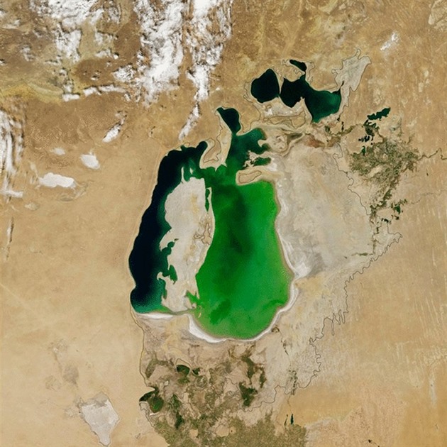 Aralské jezero se bhem pouhých nkolika let zmnilo k nepoznání.