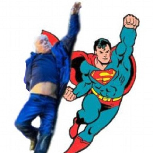Jasn dkaz toho, e mu z Manchesteru zaujal opileckou polohu na Supermana.