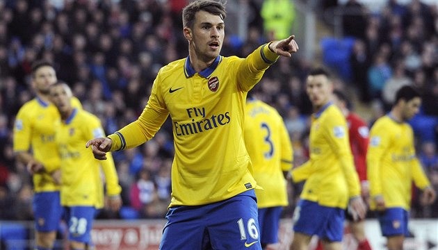 Aaron Ramsey, ptadvacetiletý Velan ve slubách Arsenalu.