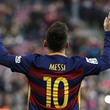 Lionel Messi a jeho klasick oslava glu.
