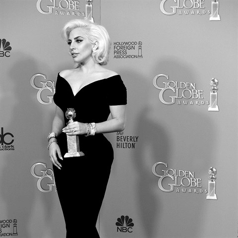 Lady Gaga na Zlatch glbech.