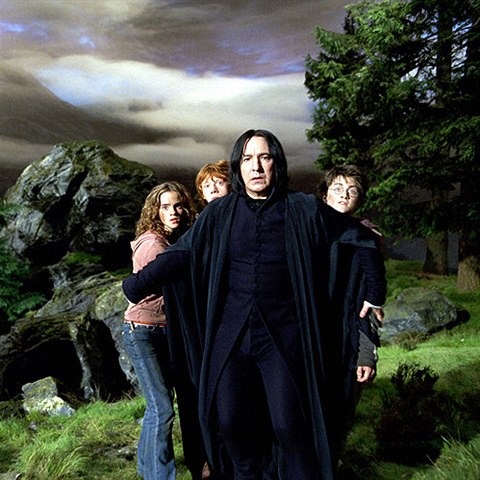 Rickmanova nejslavnj role - Severus Snape v Harry Potterovi. Role, o n...