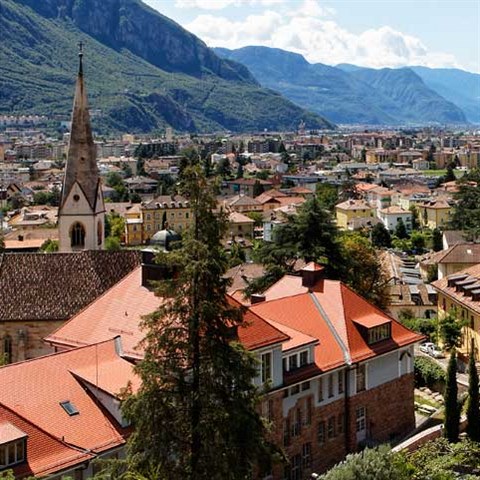 Klidnm italskm mstem Bolzano ots vrada eskho bezdomovce.