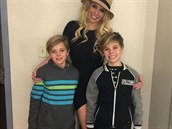 Britney se svými syny Seanem a Jaydenem jen záí.