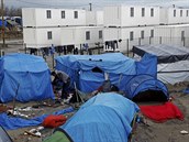 I navzdory lepímu bydlení se stále vtina uprchlík chce z Calais dostat do...