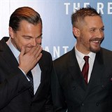 Tom Hardy a Leonardo DiCaprio se seli ve snmku Zmrtvchvstn.