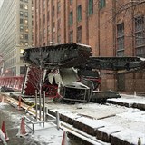 V centru New Yorku se na ulici ztil ob jeb.