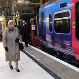 V roce 2009 vyuila britsk panovnice ke sv peprav i metro.