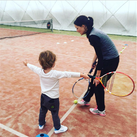 Simona Krainov chce mt ze svho syna Maxe tenistu.