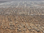 Tábor Al Zaatari se táhne na ploe nkolika desítek kilometr.