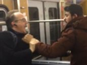 Afghántí uprchlíci napadli v Mnichov dchodce v metru. Podle vyetovatel...