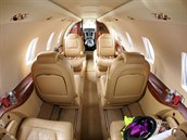 Interiér soukromé Cessny je o poznání luxusnjí ne v normálním letadle.