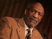 Mluví se a o 50 enách, které ml Cosby od roku 1969 do roku 2004 znásilnit.