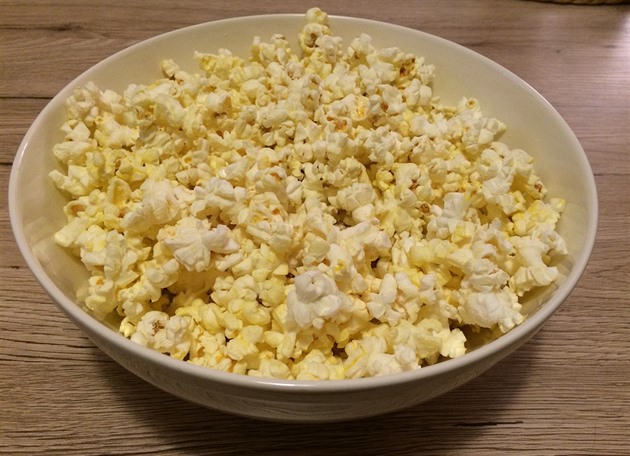 Šest náhodně vybraných popcornů do mikrovlnky jsme podrobili Expres testování.