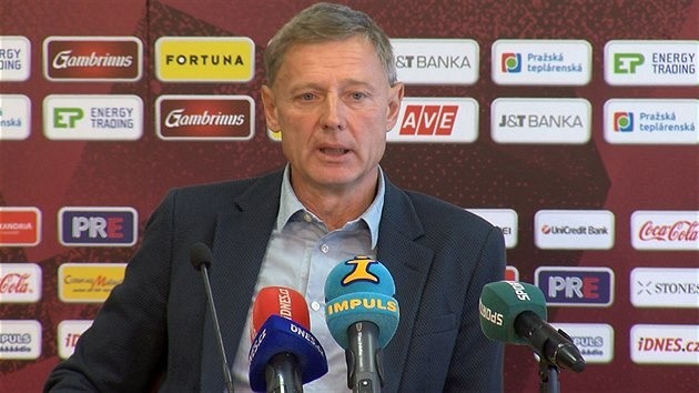 Trenér Zdenk asný pispl k výhe v Krasnodaru perfektní reakcí na vývoj hry.