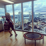 Neúspěšná finalista Miss plní svými fotkami z floridského apartmánu Instagram....