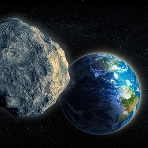 5. bezna Zemi tsn mine asteroid 2013 TX68. Ten prolet dvacetkrt ble, ne...