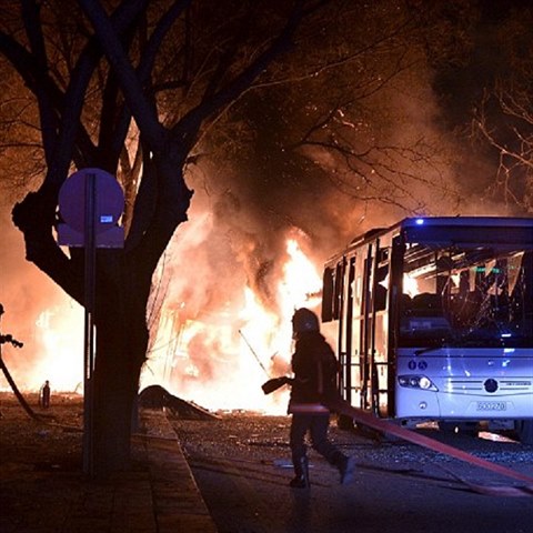 Vbuch v tureck Ankae si zatm vydal 28 lidskch ivot. 62 lid bylo...