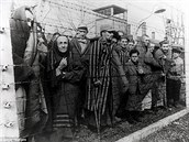 Osvtim je nejvtí lidský hbitov na svt. Zahynulo zde 1,1 milionu lidí.