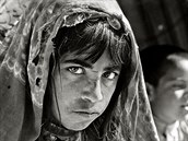 Mah-Bibi, Afghánistán, 2001: Jmenuji se Mah-Bibi a nevím, kolik mi je - lidé...